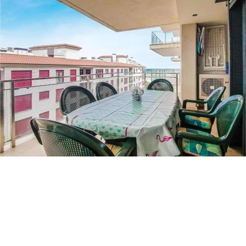 Nice apartment in Oropesa del Mar with Outdoor swimming pool, 2 Bedrooms and WiFi