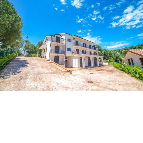 Nice apartment in Policastro Bussentino with 2 Bedrooms and WiFi