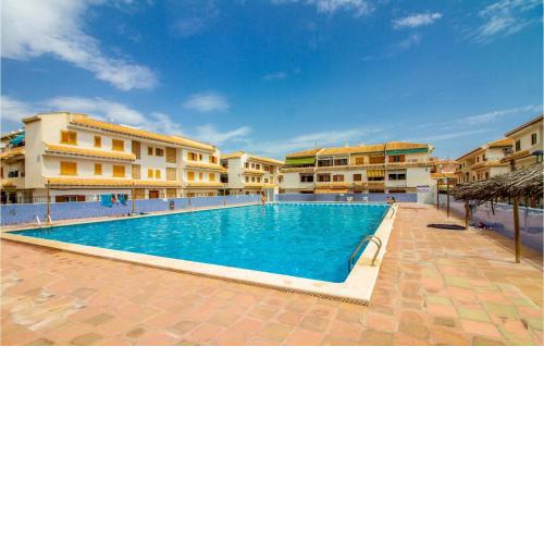 Nice Apartment In Santa Pola With Wifi, 1 Bedrooms And Swimming Pool