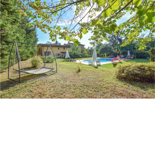 Nice apartment in Uzzano with 1 Bedrooms, WiFi and Outdoor swimming pool