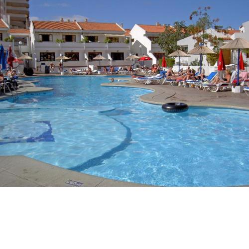 Nice apartment on Las Americas Beach