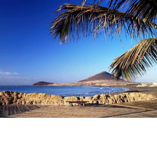 Nice Beachfront apartment with ocean views