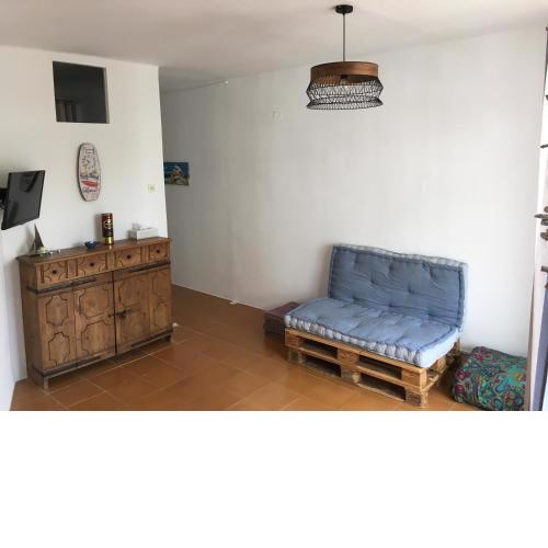 Nice flat 3 mins from the beach.