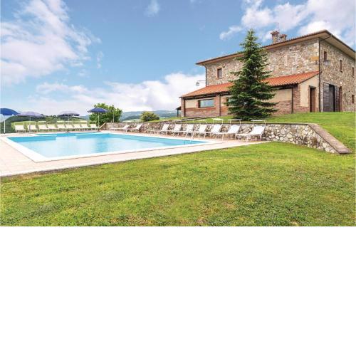 Nice Home In Acquapendente Vt With 6 Bedrooms, Jacuzzi And Outdoor Swimming Pool