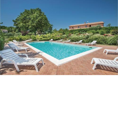 Nice home in Acquasparta -TR- with Jacuzzi, WiFi and Outdoor swimming pool