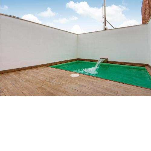 Nice Home In Albanchez De Magina With Wifi, Swimming Pool And 4 Bedrooms