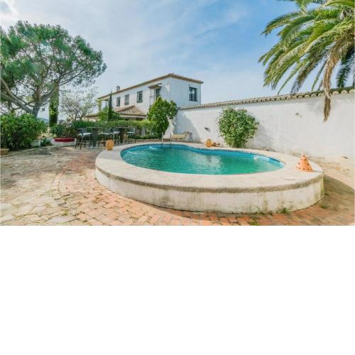 Nice Home In Aldeaquemada With Outdoor Swimming Pool, Wifi And Swimming Pool