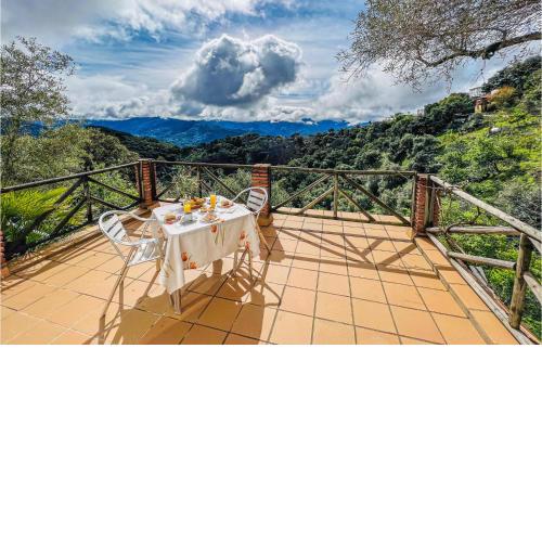 Nice Home In Algatocin With Outdoor Swimming Pool, Wifi And Swimming Pool