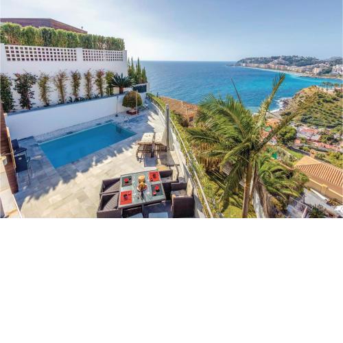 Nice Home In Almuecar With 3 Bedrooms, Wifi And Private Swimming Pool