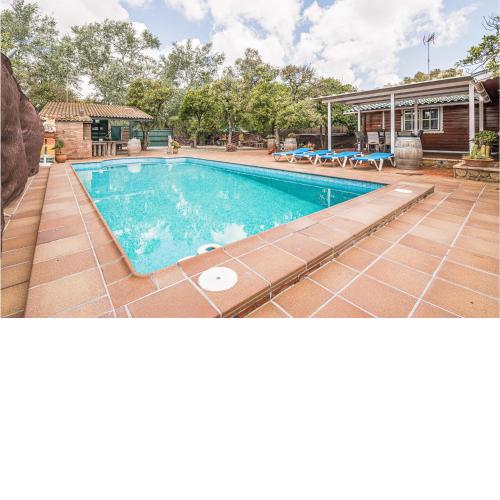 Nice home in Arcos de la Frontera with WiFi, 3 Bedrooms and Outdoor swimming pool