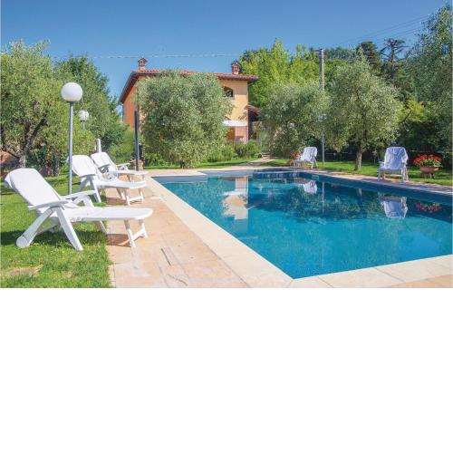 Nice home in Arezzo AR with 8 Bedrooms, WiFi and Outdoor swimming pool