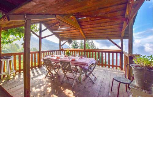 Nice home in Camaiore with 2 Bedrooms and WiFi