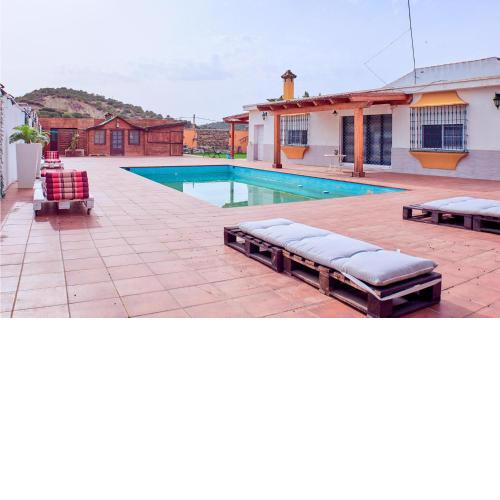 Nice Home In Chiclana De La Fronter With Outdoor Swimming Pool, Wifi And Swimming Pool