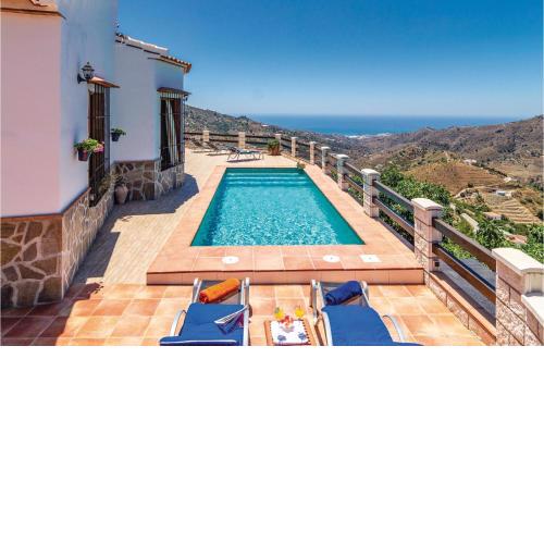 Nice Home In Cmpeta With Private Swimming Pool, Outdoor Swimming Pool And Swimming Pool