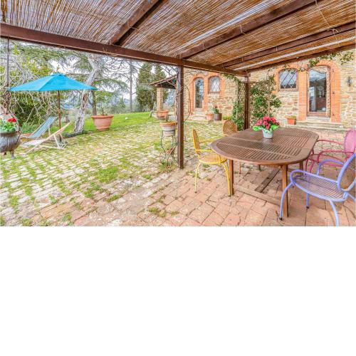 Nice home in Greve in Chianti with 3 Bedrooms and WiFi