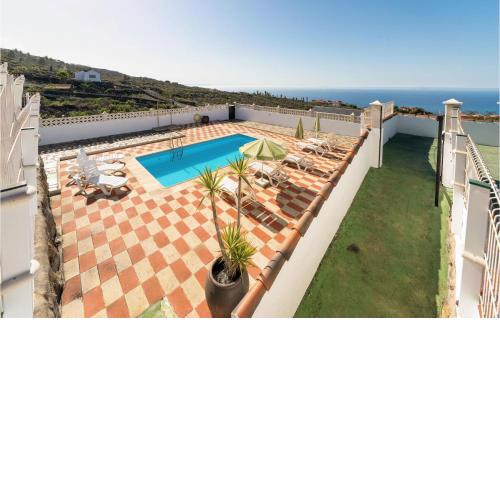 Nice Home In Los Llanos With Outdoor Swimming Pool, Wifi And Swimming Pool