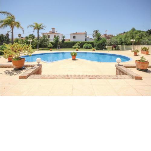 Nice Home In Marbella With 4 Bedrooms, Wifi And Swimming Pool