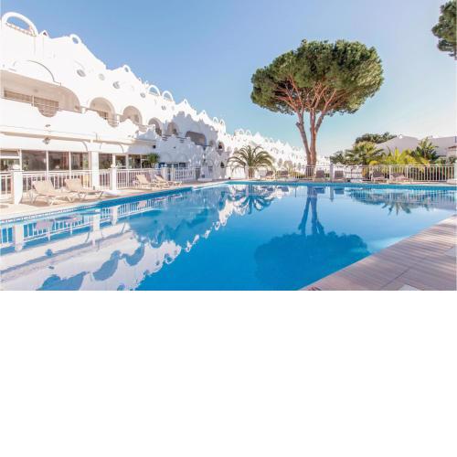 Nice Home In Marbella With Wifi, 1 Bedrooms And Swimming Pool