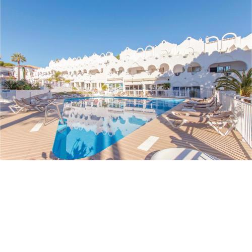 Nice home in Marbella with WiFi, 2 Bedrooms and Swimming pool