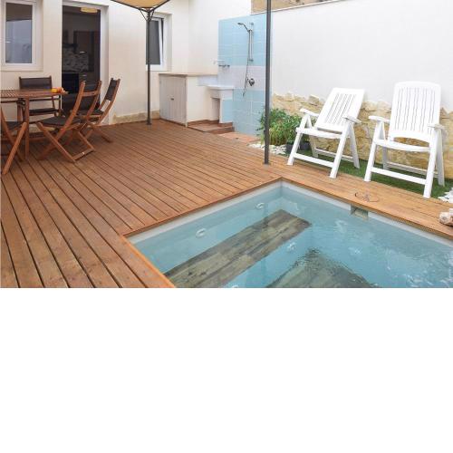 Nice home in Marina di Ragusa with Jacuzzi, WiFi and 2 Bedrooms