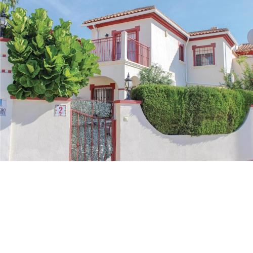 Nice Home In Orihuela Costa With 2 Bedrooms, Outdoor Swimming Pool And Swimming Pool