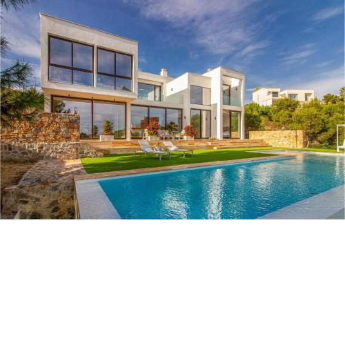 Nice Home In Orihuela Costa With Outdoor Swimming Pool, Wifi And 4 Bedrooms