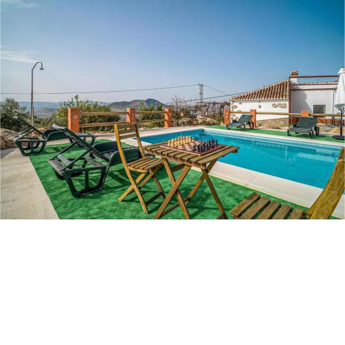 Nice Home In Periana With Outdoor Swimming Pool, Wifi And 5 Bedrooms