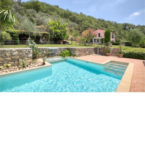 Nice Home In Prel With 3 Bedrooms, Wifi And Private Swimming Pool