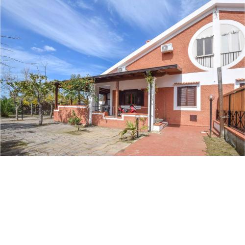 Nice Home In Scalea With Wifi And 3 Bedrooms