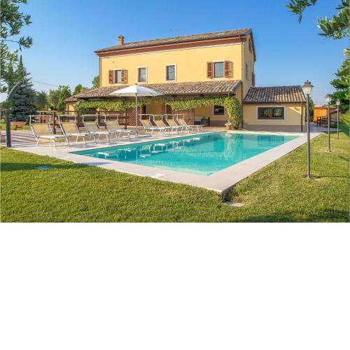 Nice home in Senigallia with Outdoor swimming pool, Private swimming pool and 6 Bedrooms