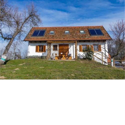 Nice home in Strem-Sumentendorf w/ WiFi and 2 Bedrooms