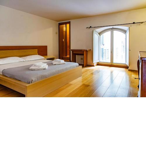 Nice one bedroom in historical building