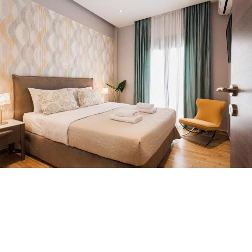Nicholas Point Apartments and Rooms