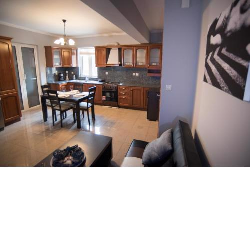 Nicks cosy apartment