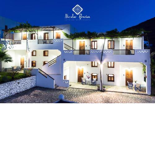 Nicolas Pension
