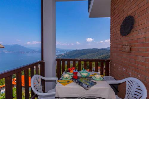 Nicoletta's Lake View On Stresa Hills