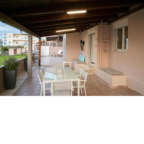 Nikiforos cottage