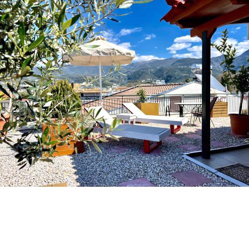 Nikitas 360G Roof Garden