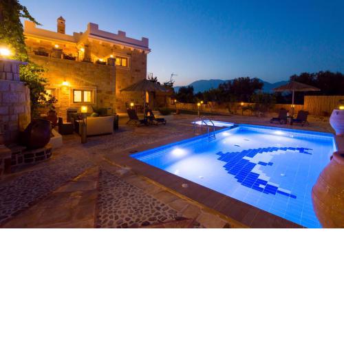 Nikolas luxury villa-anesis family