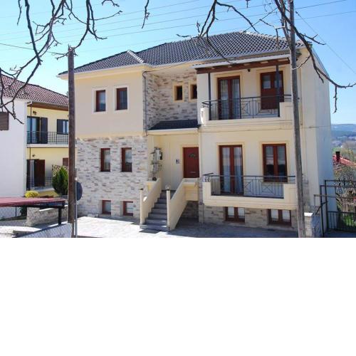 Nikos Apartments