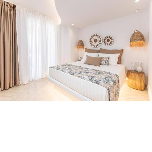 Nikos & Maria Studios,Apts and Suites