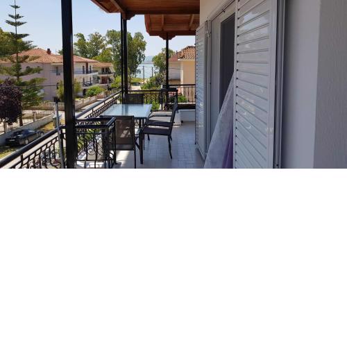 Nikos psathaki apartment