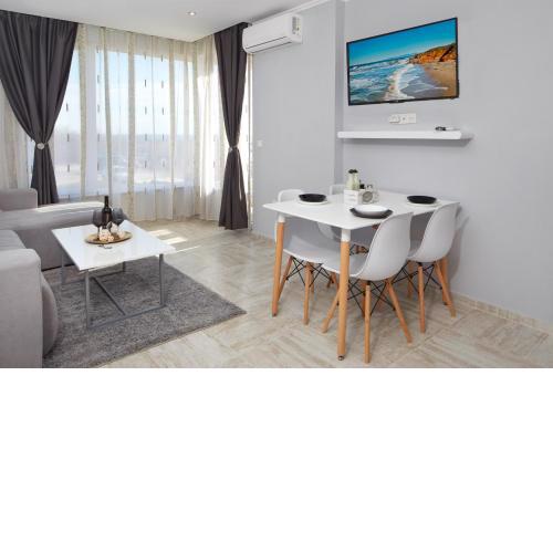Niko's Sea View Apartments Deluxe