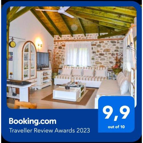 Nikos Stone House 80m from the beach with wifi