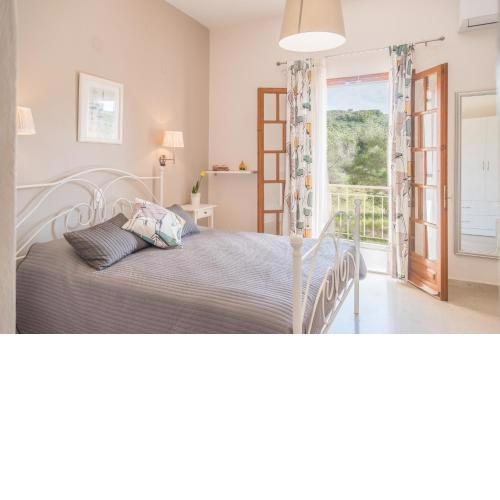 Nikos & Vivi Studios