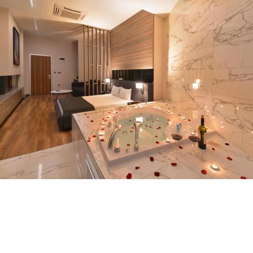 Nish İstanbul Suites & Hotel