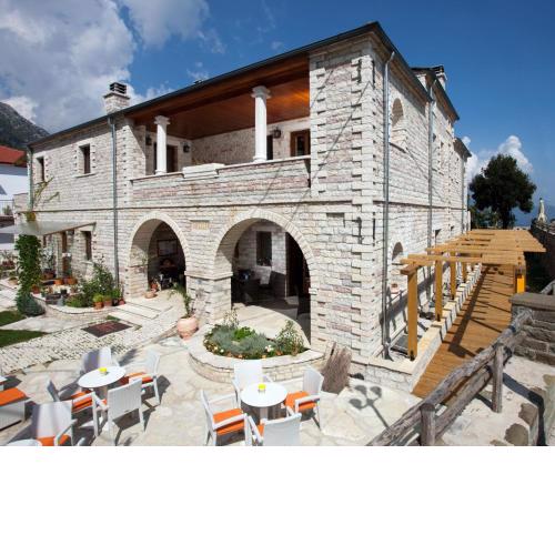 Nisista Lodge Mountain View