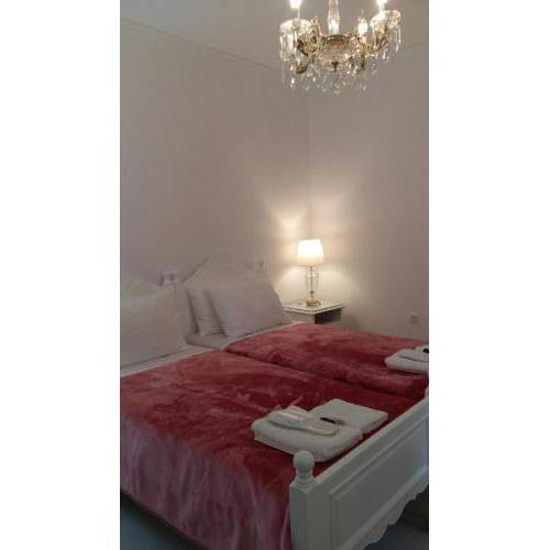 NN Deluxe room near Athens airport