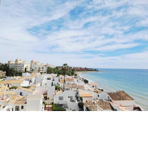 Noctua Beach Front Estepona 002