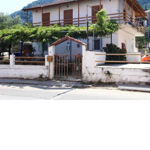 Nona's Guest House Corfu Βenitses